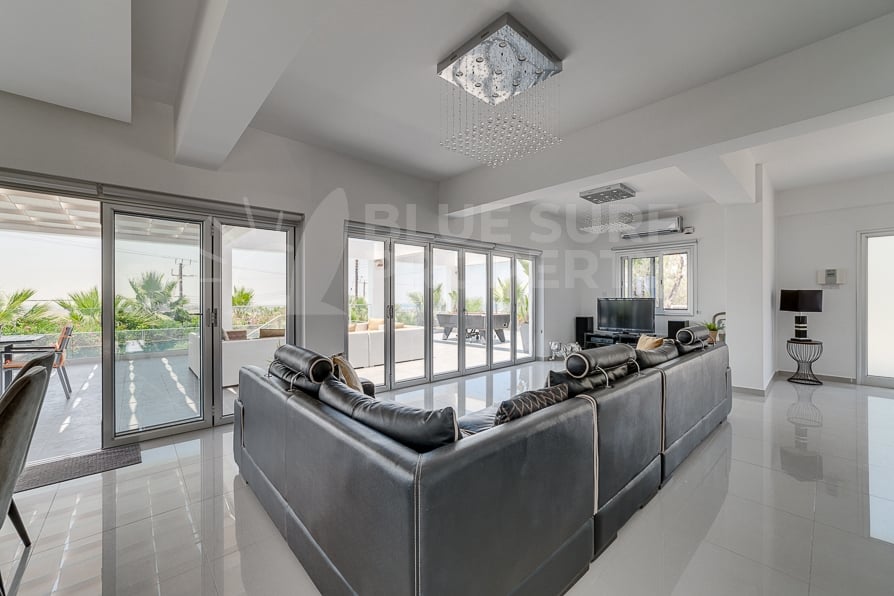 Villa in Protaras - Image 2