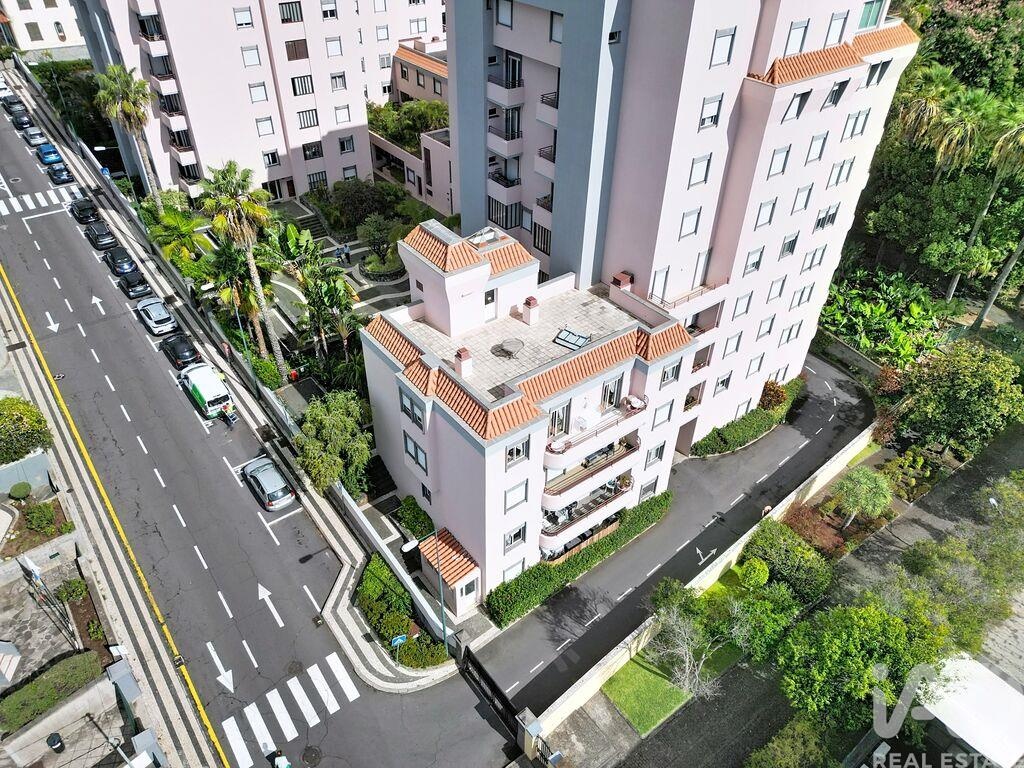 Apartment in Funchal (Santa Maria Maior)