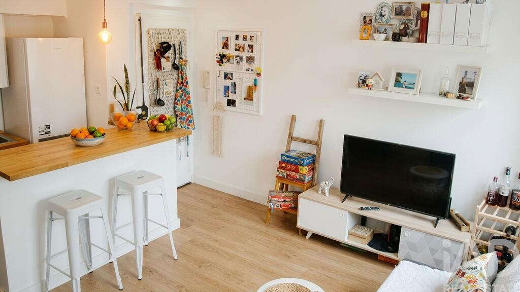 Apartment in Damaia - Image 3