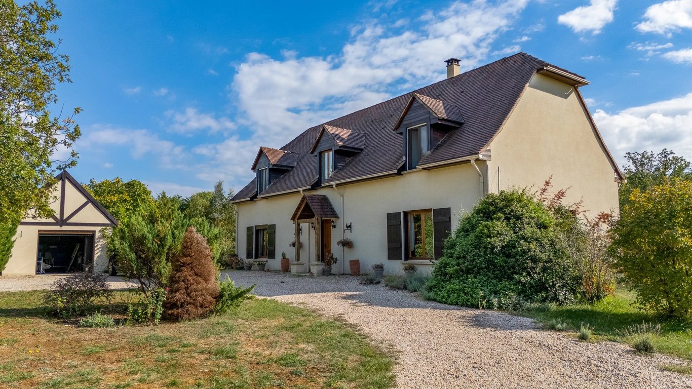 House in Gourdon