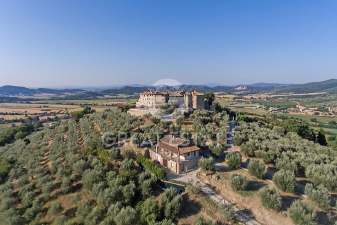 House in Corciano - view 1