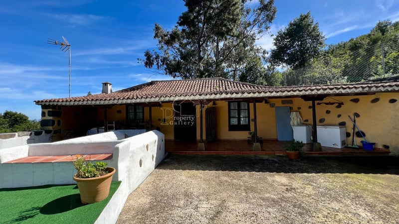 House in Caleta de Interian - view 1