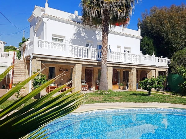 Villa in Adsubia - view 1