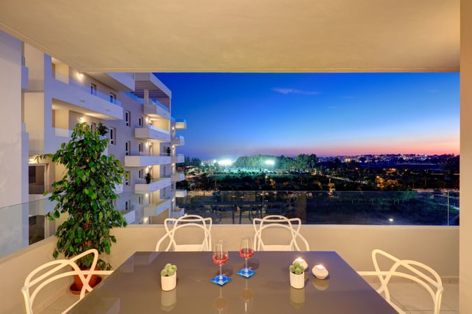 Apartment in Nueva Andalucia - view 1