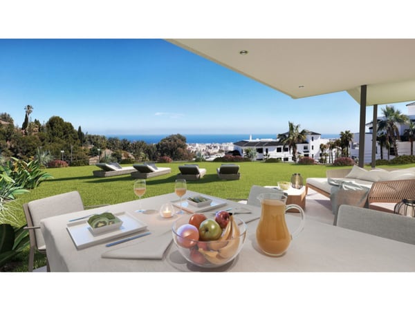 House in Estepona - view 1