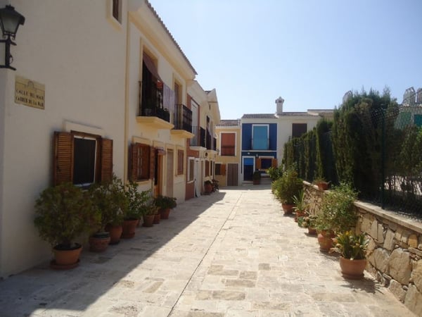 House in El Campello - view 1