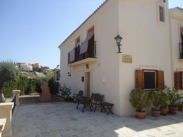 House in El Campello - view 1