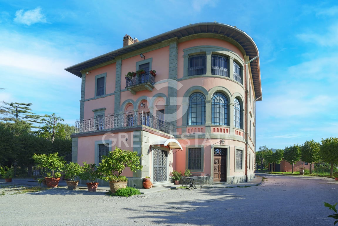 House in Cortona - Image 3