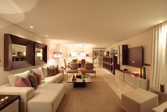 House in Estepona - Image 3