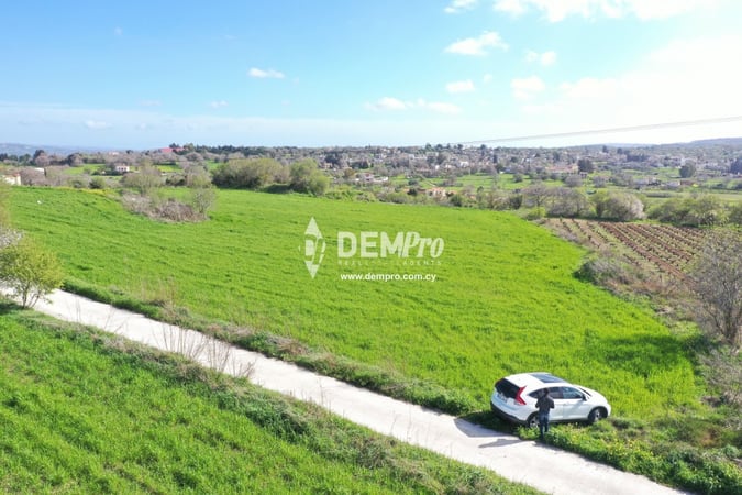 Land in Polemi - view 1