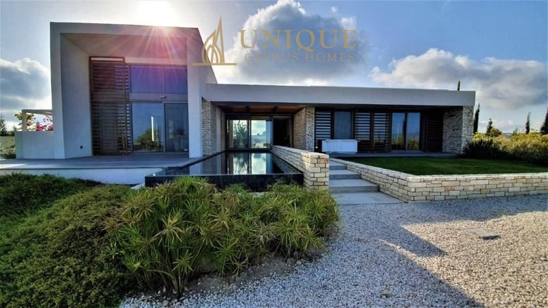 House in Tsada - view 1