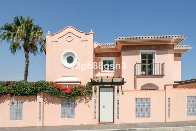 House in Malaga - view 1