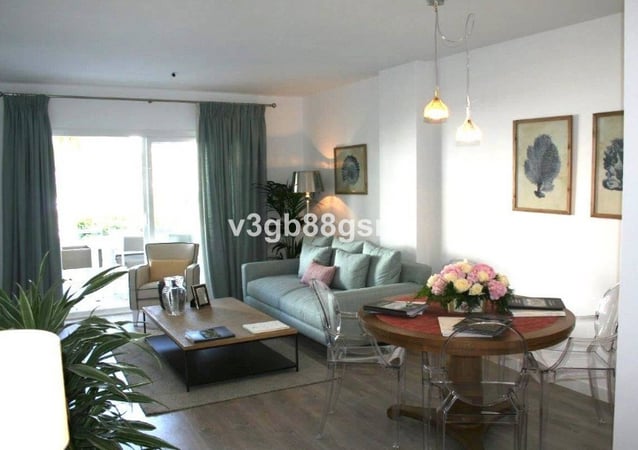 Apartment in Nueva Andalucia - view 1