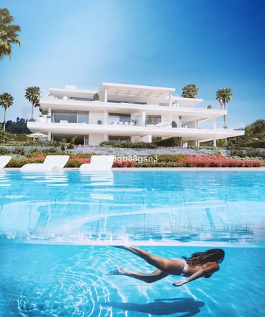 House in Estepona - view 1