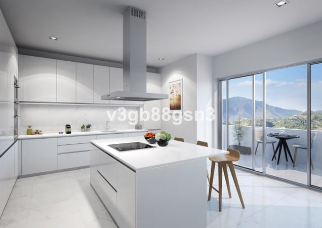 House in Estepona - view 1