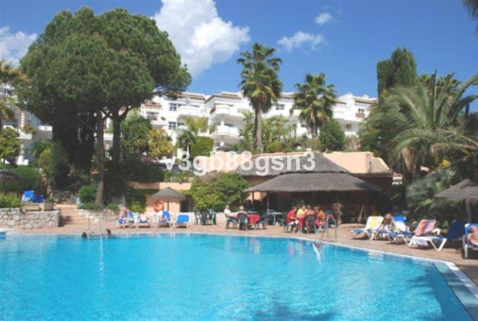 Apartment in Mijas Costa - view 1