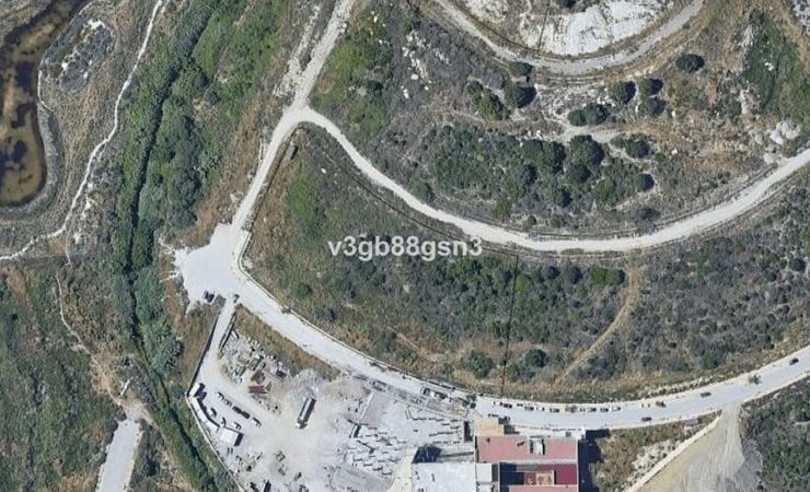 House in Estepona - view 1