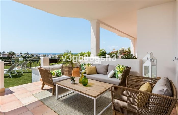 House in Estepona - view 1