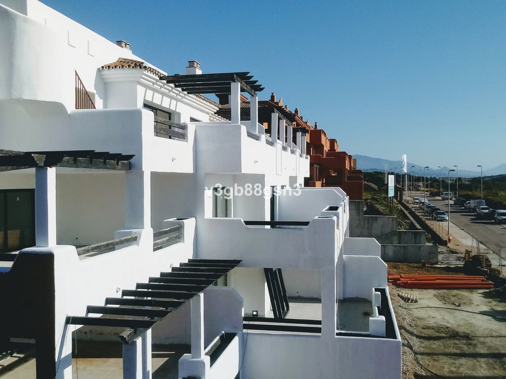Apartment in Casares - Image 3