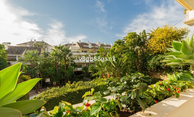 House in Marbella - view 1
