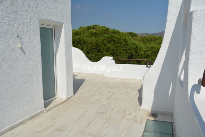 House in Sitio de Calahonda - view 1