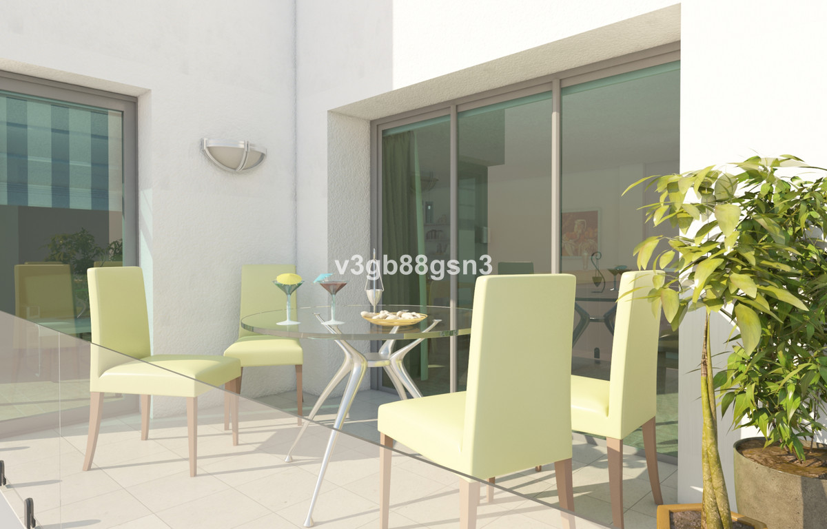 House in Fuengirola - Image 3