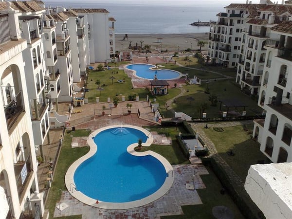 House in La Duquesa - view 1