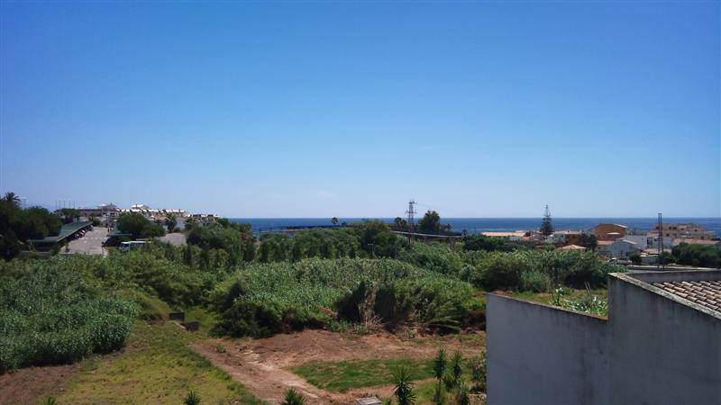 House in La Duquesa - view 1