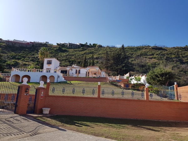 House in La Duquesa - view 1