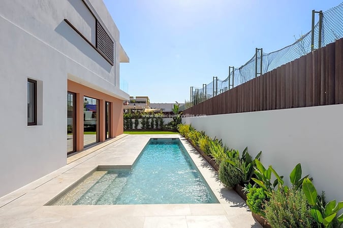 Villa in Santa Gertrudis de Fruitera - view 1