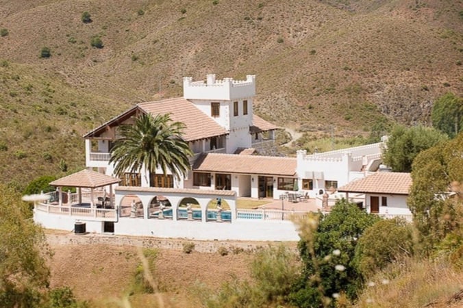 House in Alhaurin el Grande - view 1