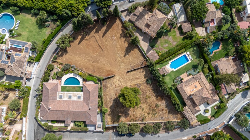Land in Marbella - view 1