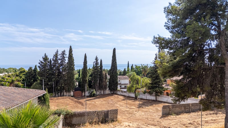 Land in Marbella - view 1