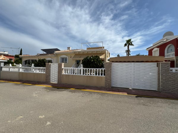 House in Ciudad Quesada - view 1