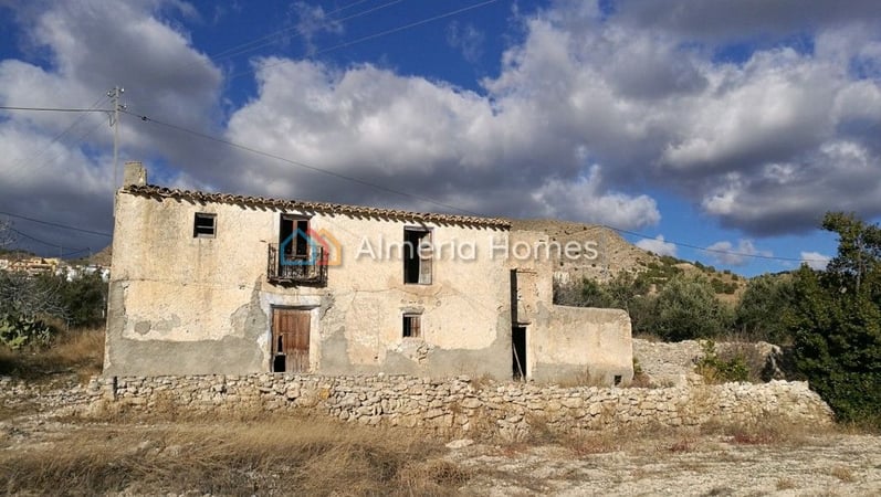 House in Somontin - view 1