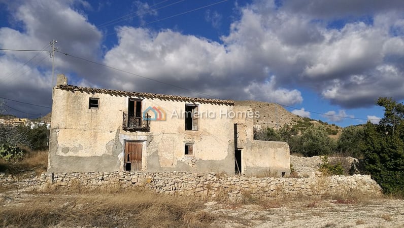 House in Somontin - view 1