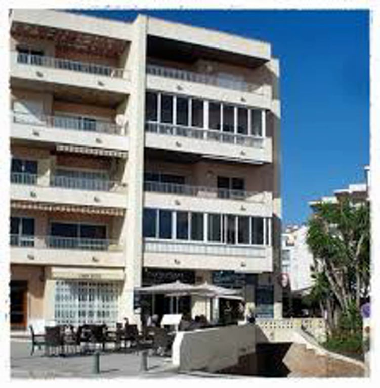 House in Malaga - Image 2