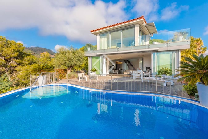 House in Girona - view 1