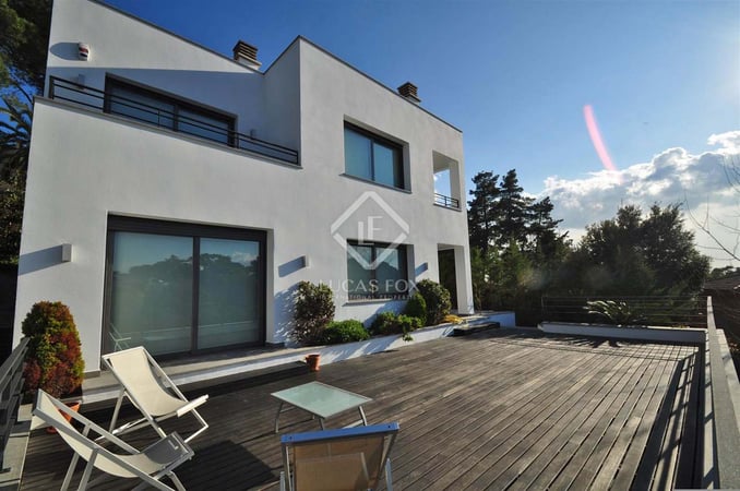 House in Girona - view 1