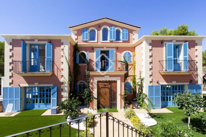 House in Barcelona - view 1