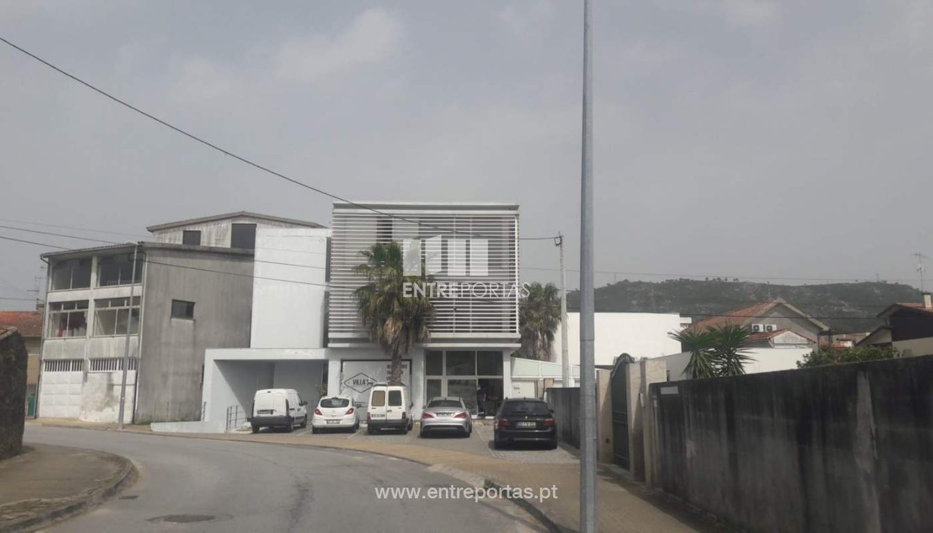 House in Viana do Castelo - Image 2
