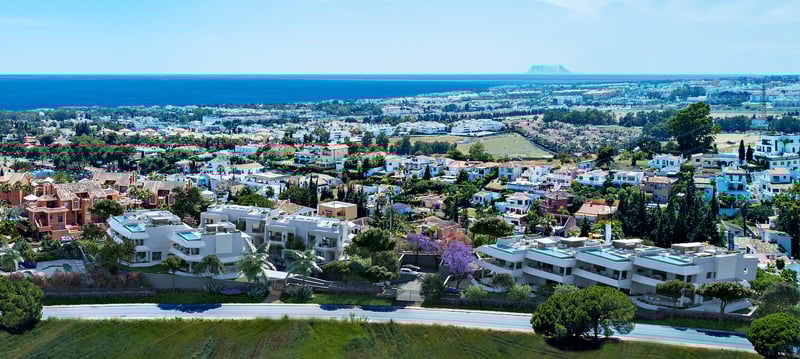 House in Marbella Del Este - view 1
