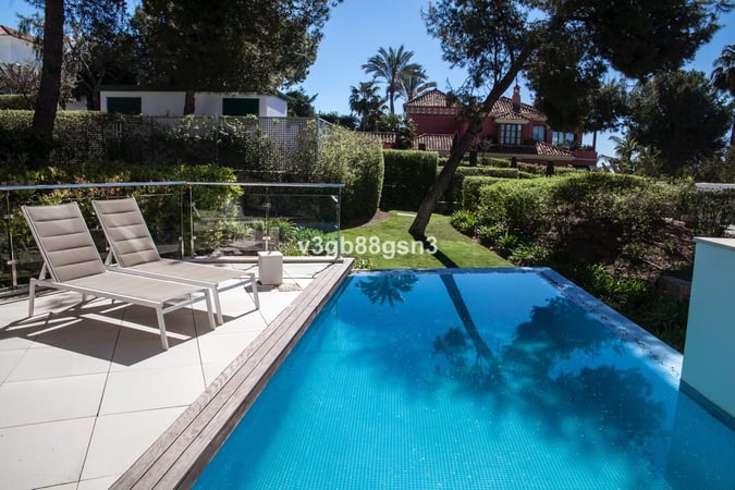 House in Marbella - view 1
