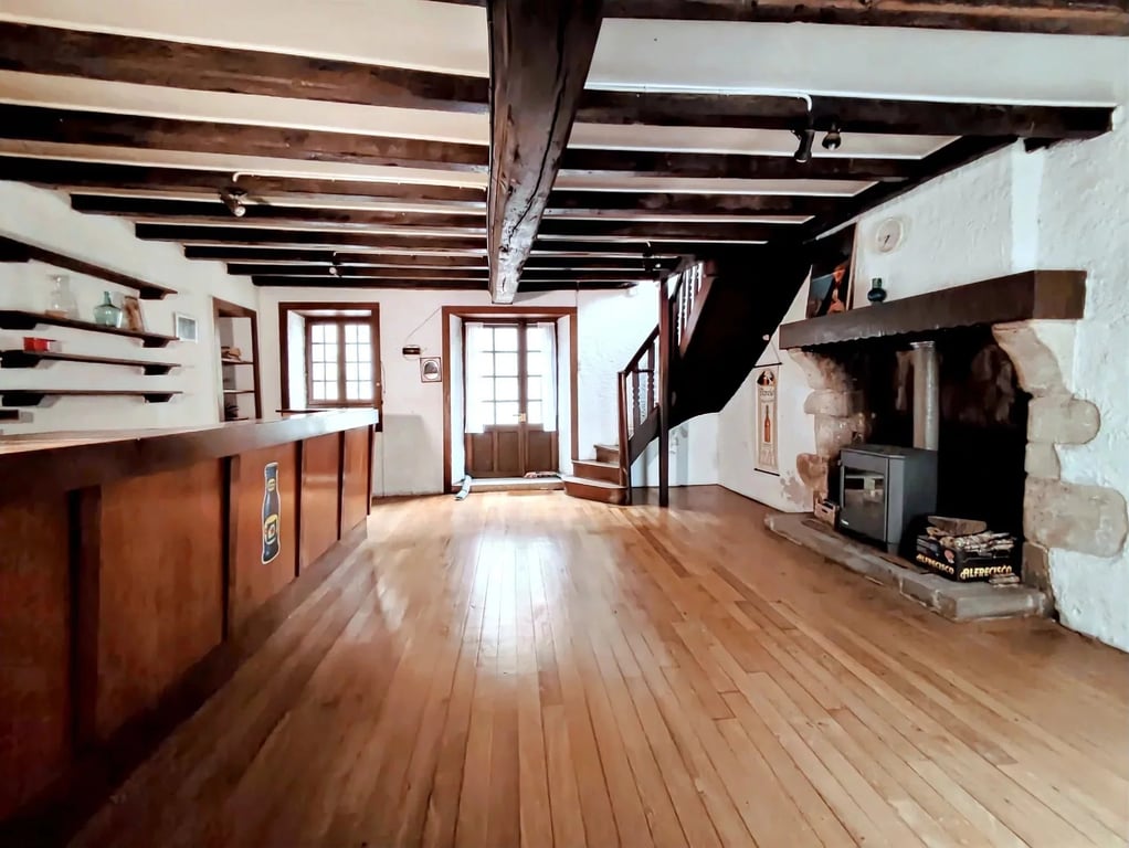 House in Champniers-et-Reilhac - Image 3