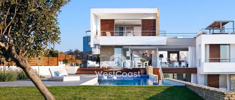 House in Neo Chorio - view 1