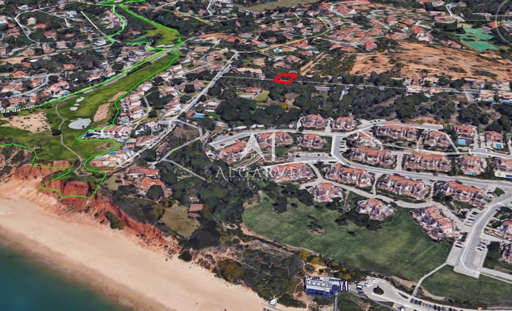 House in Almancil - view 1