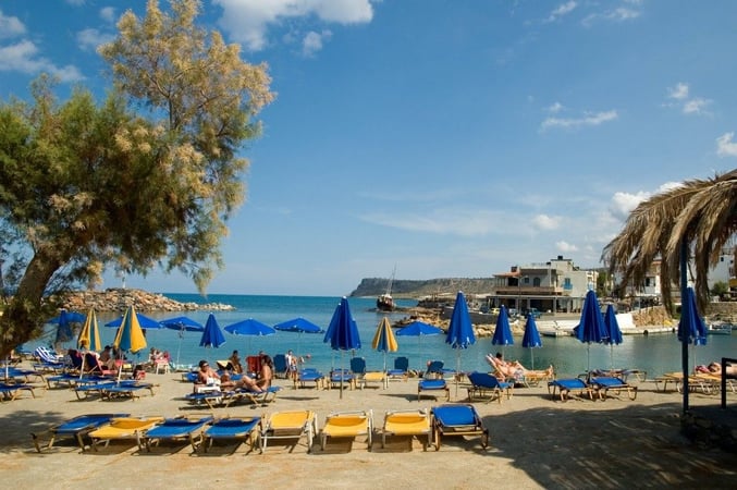 House in Pyrgos Vrachasiou - view 1