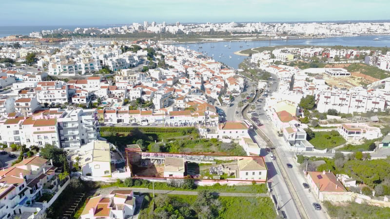 House in Ferragudo - view 1