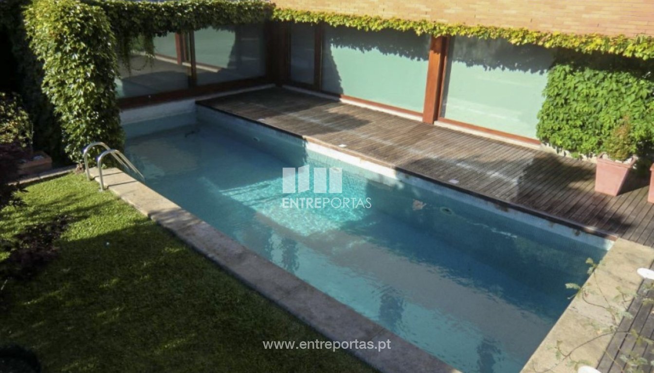 House in Carreco - Image 2