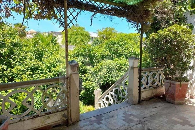 Villa in Quelfes - view 1